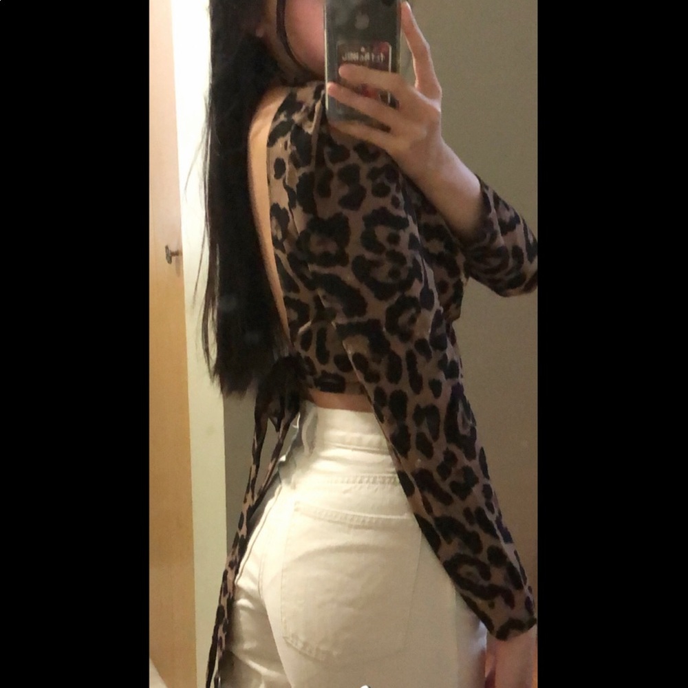 leopard backless mock neck